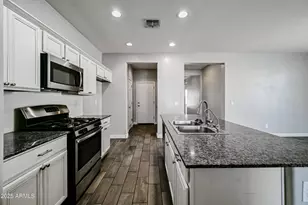 2414 E Hazeltine Way, Gilbert, AZ 85298 - Photo 9