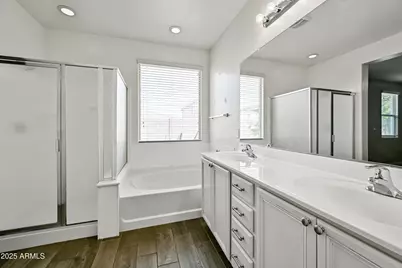 2414 E Hazeltine Way, Gilbert, AZ 85298 - Photo 17