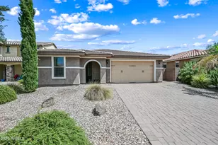 2414 E Hazeltine Way, Gilbert, AZ 85298 - Photo 1