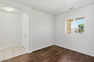 11179 W Almeria Rd, Avondale, AZ 85392 - Photo 5