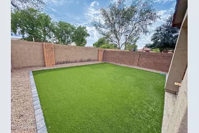 1032 E Cantebria Drive, Gilbert, AZ 85296 - Photo 5