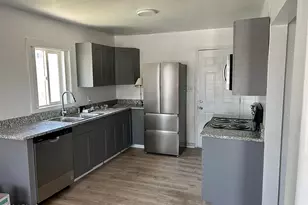 1210 E Highland Ave, Phoenix, AZ 85014 - Photo 13