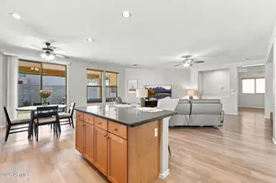 18391 W Stinson Dr, Surprise, AZ 85374 - Photo 15