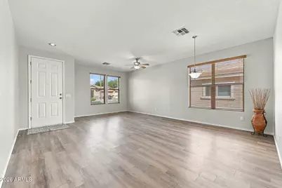 18391 W Stinson Drive, Surprise, AZ 85374 - Photo 7