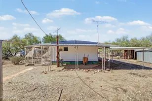 32171 S Maggie Mine Rd, Black Canyon City, AZ 85324 - Photo 25