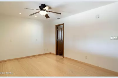 8643 E Sandalwood Drive, Scottsdale, AZ 85250 - Photo 21