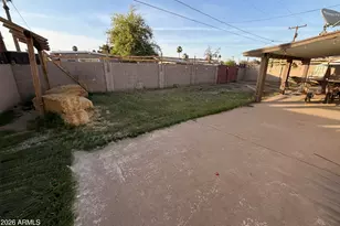 2656 N 48th Ln, Phoenix, AZ 85035 - Photo 15