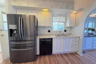 11411 N 91st Ave, Peoria, AZ 85345 - Photo 9