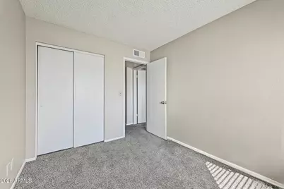 2106 W Pontiac Drive, Phoenix, AZ 85027 - Photo 19