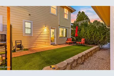 303 W Juniper Avenue, Flagstaff, AZ 86001 - Photo 9