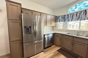 744 Emerald Dr, Apache Junction, AZ 85119 - Photo 5