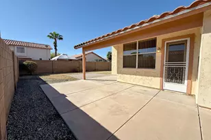 9765 W Yukon Dr, Peoria, AZ 85382 - Photo 31