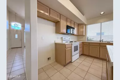 9765 W Yukon Drive, Peoria, AZ 85382 - Photo 9