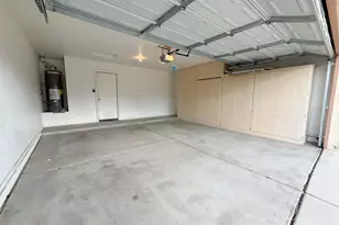 9765 W Yukon Dr, Peoria, AZ 85382 - Photo 35