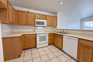 11171 W Griswold Rd, Peoria, AZ 85345 - Photo 13