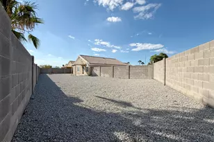 11171 W Griswold Rd, Peoria, AZ 85345 - Photo 31