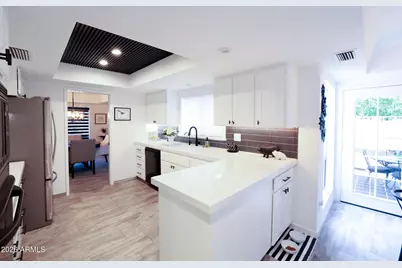 16 E Calavar Road, Phoenix, AZ 85022 - Photo 25