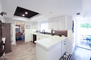 16 E Calavar Rd, Phoenix, AZ 85022 - Photo 25