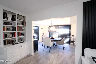 16 E Calavar Road, Phoenix, AZ 85022 - Photo 19