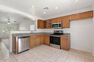 44035 W Snow Dr, Maricopa, AZ 85138 - Photo 9