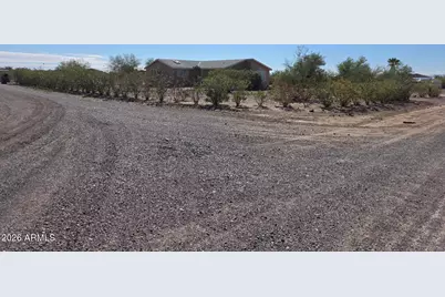 40709 N 253rd Avenue, Morristown, AZ 85342 - Photo 15