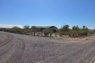 40709 N 253rd Ave, Morristown, AZ 85342 - Photo 15