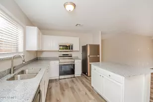 15804 W Port Au Prince Ln, Surprise, AZ 85379 - Photo 7