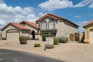 1002 E Hearne Way, Gilbert, AZ 85234 - Photo 1