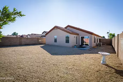 15538 W Port Royale Lane, Surprise, AZ 85379 - Photo 45