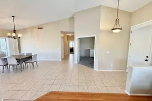 14971 N 88th Ln, Peoria, AZ 85381 - Photo 9
