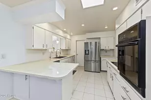 10227 N 108th Ave, Sun City, AZ 85351 - Photo 9