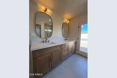 5220 E Winchcomb Drive, Scottsdale, AZ 85254 - Photo 11