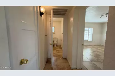 8238 E Thomas Road, Scottsdale, AZ 85251 - Photo 7