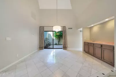 2422 E Oregon Avenue, Phoenix, AZ 85016 - Photo 5