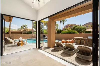 4440 E Camelback Road #31, Phoenix, AZ 85018 - Photo 1