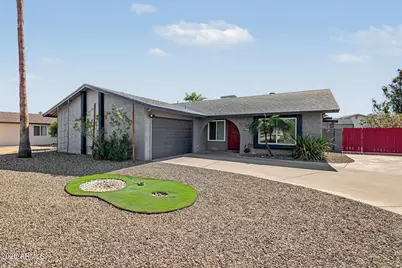637 W Garnet Avenue, Mesa, AZ 85210 - Photo 3
