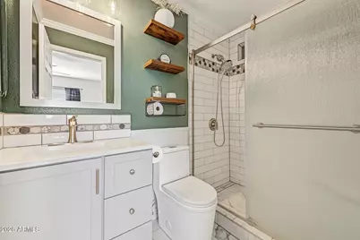 637 W Garnet Avenue, Mesa, AZ 85210 - Photo 17