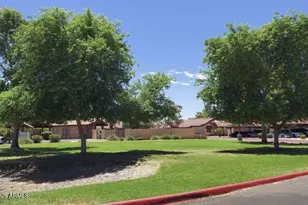 2140 E 10th St, Tempe, AZ 85281 - Photo 11