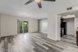 4211 E Palm Ln, Phoenix, AZ 85008 - Photo 7