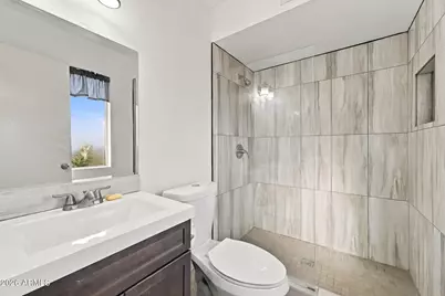 2158 E Claire Drive, Phoenix, AZ 85022 - Photo 11