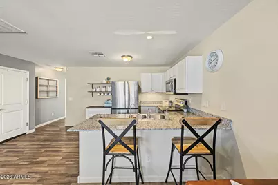 241 W Taylor Avenue, Coolidge, AZ 85128 - Photo 7