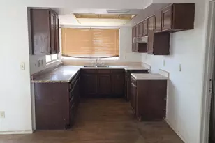 5049 W Columbine Dr, Glendale, AZ 85304 - Photo 3