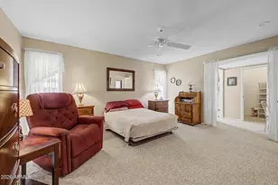 9501 W Oak Ridge Dr, Sun City, AZ 85351 - Photo 5