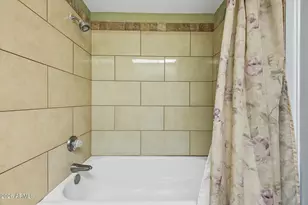 10514 W Royal Palm Rd, Peoria, AZ 85345 - Photo 33