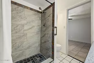 10514 W Royal Palm Rd, Peoria, AZ 85345 - Photo 23