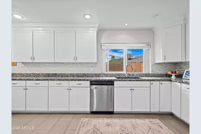 2612 W Osage Circle, Mesa, AZ 85202 - Photo 9