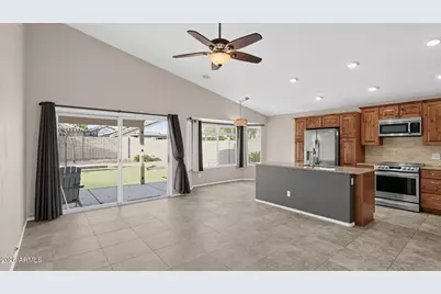 14714 W Paula Place, Surprise, AZ 85374 - Photo 11