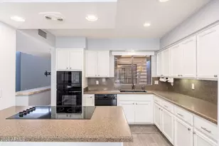 8814 E San Rafael Dr, Scottsdale, AZ 85258 - Photo 21