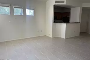 2929 W Yorkshire Dr, Phoenix, AZ 85027 - Photo 5