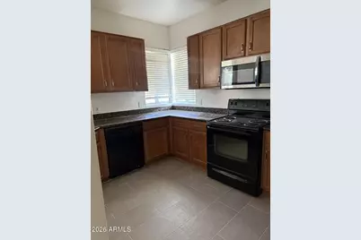 2929 W Yorkshire Drive #1049, Phoenix, AZ 85027 - Photo 11